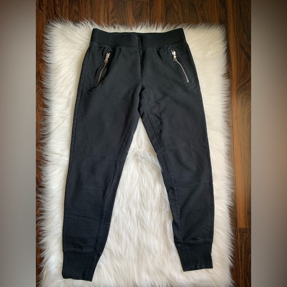 GAP Bundle - Picture 5 of 9